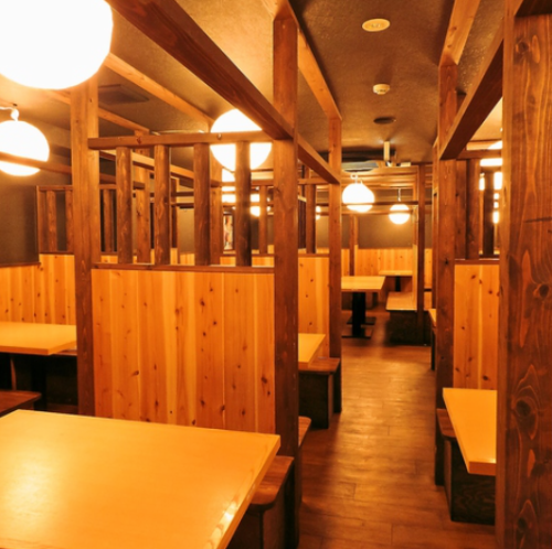 最大156名様までご案内できます！忘新年会や歓送迎会などの大型宴会や様々なシーンで御利用下さいませ！！飲み放題終了後も原価でドリンクをご提供させて頂きます♪ご延長の際は飲み放題ではなくオーダー制です