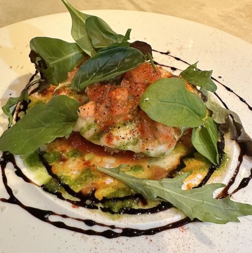 三限豚ロ-スのミラノ風カツレツとモッツアレラ