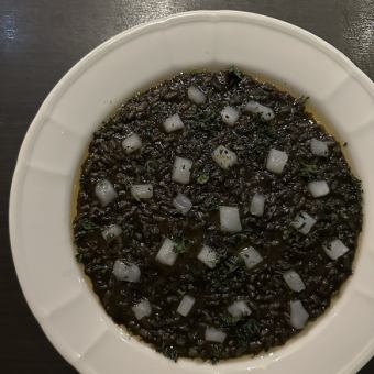 リゾット ネロ アーリオオーリオ