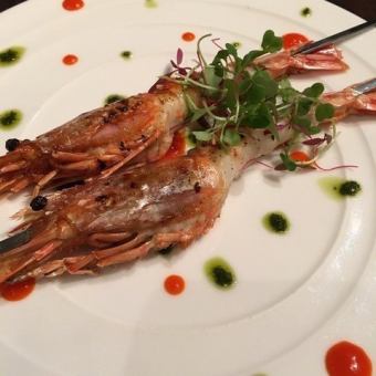 Charcoal grilled red shrimp