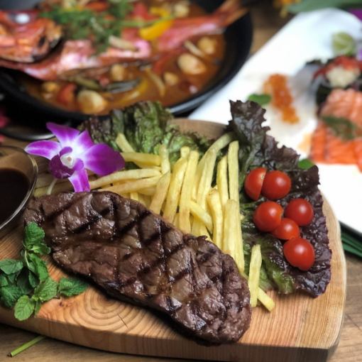 4400円(税込)”タイ風若鶏の照り焼きや海鮮ナシゴレンなど6皿7品と2.5時間飲み放題付き♪