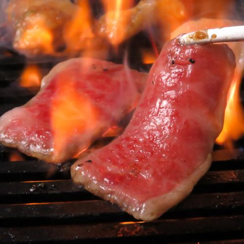 魅惑の焼肉体験をどうぞ！