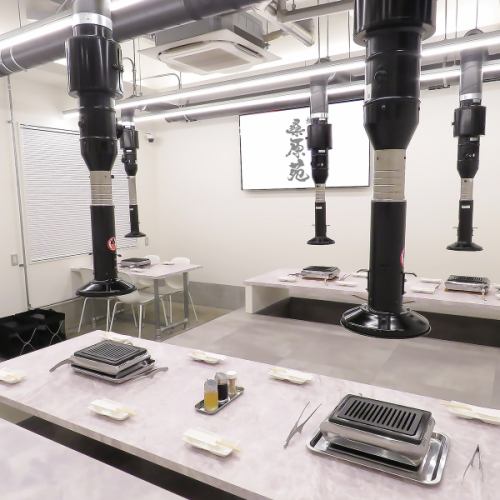 【煙を気にせず楽しむ】専用グリルの快適焼肉！