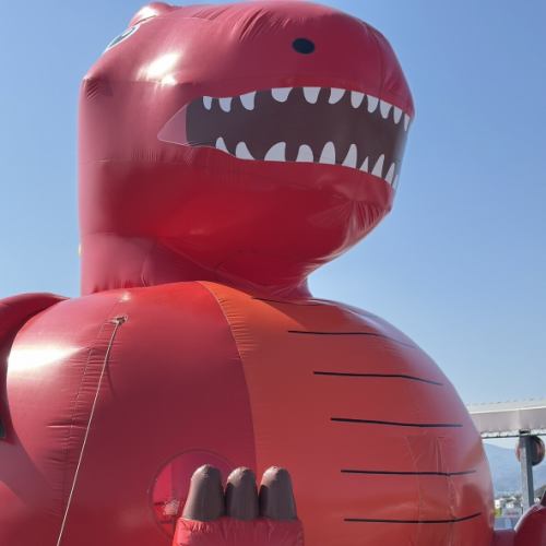 マテラの森にザウルス襲来