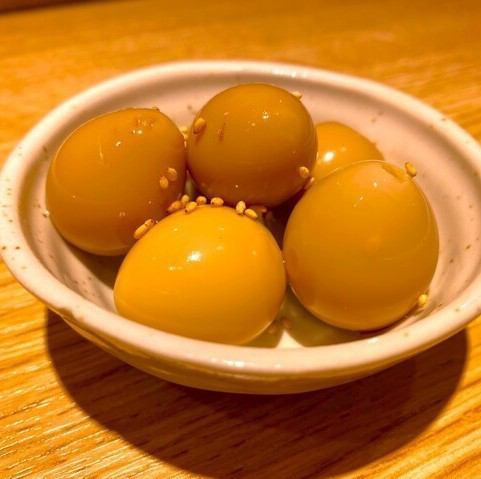 鵪鶉蛋～蒜醬醃鵪鶉蛋～