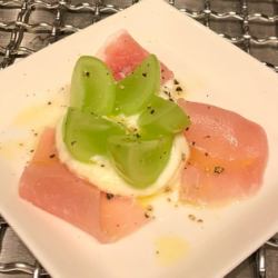 馬斯喀特生火腿乳酪