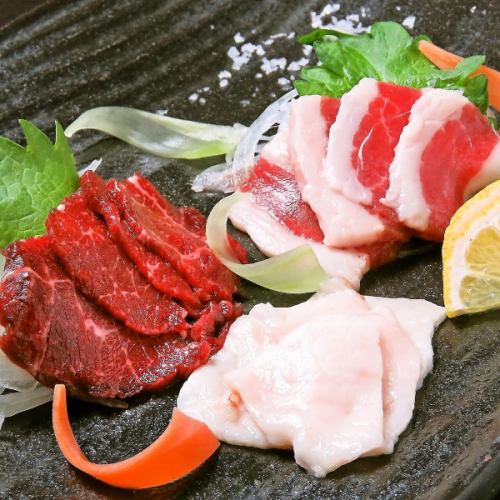 Assortment of three kinds of horse sashimi