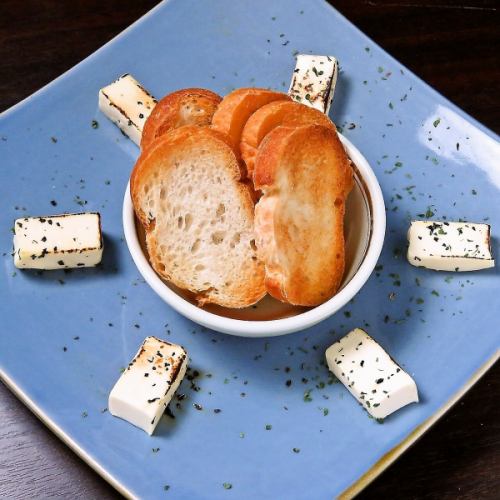 Cream cheese with miso baguette