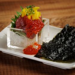 Salmon roe and fatty tuna