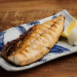 Grilled salted mackerel