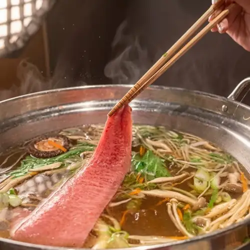 築70年の古民家居酒屋!お酒の種類は300種超え!名物はレアでも召しあがれる『牛タンしゃぶしゃぶ』♪