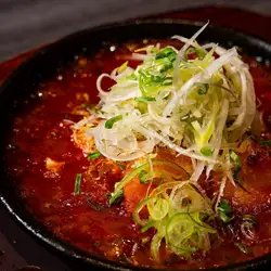 Grilled shrimp chili