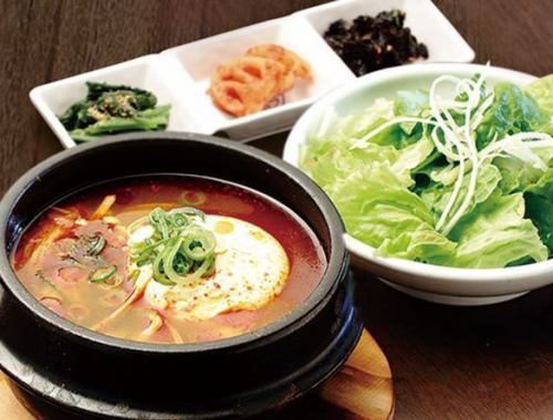 Red Sundobujjigae set meal