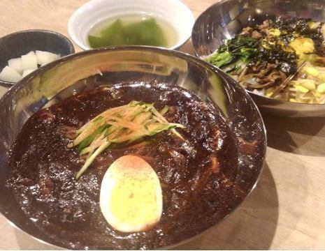 Jjajangmyeon + Half Bibimbap Set