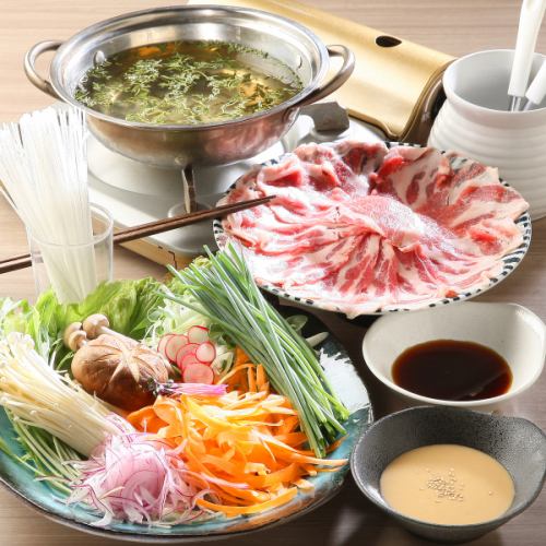 극상의 국물과 고기, 마음 채우는 샤브샤브