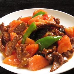 Stir-fried beef and tomato