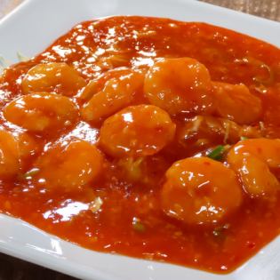 Shrimp with chili sauce/Stir-fried shrimp and cashew nuts