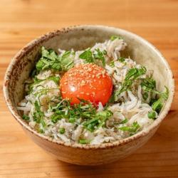 釜揚げしらす丼