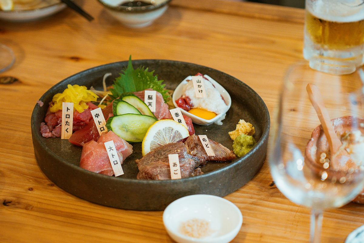 鮮度抜群な海鮮を使用した焼き魚やお造りが名物！