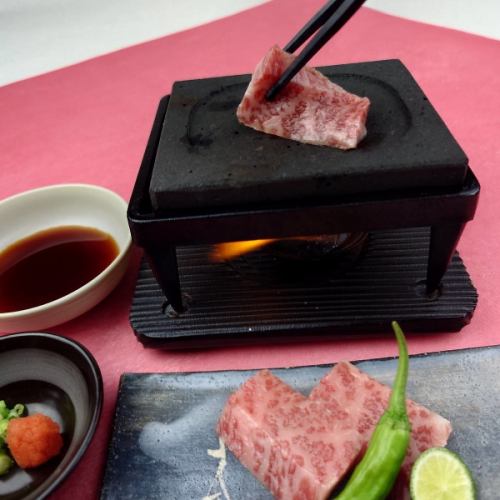 和牛サーロインの石焼き