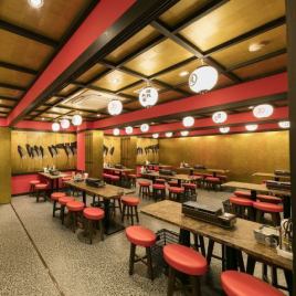 【フロア貸切】2階のフロア貸切は140名~最大で177名様までご利用可能です。貸切のご相談もお電話よりお気軽にご相談くださいませ!