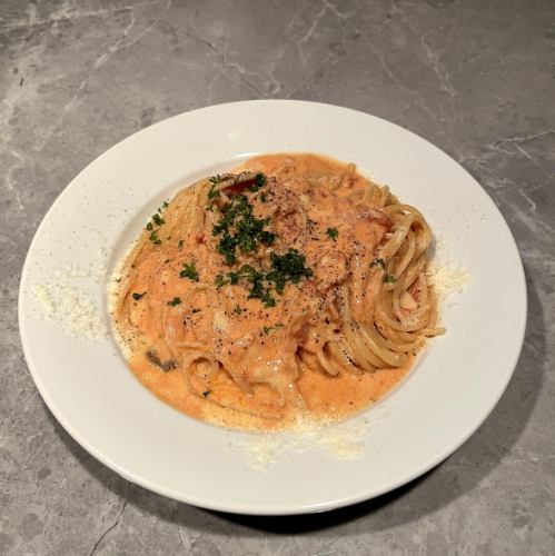トマトクリームパスタ