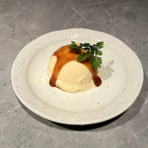 とろけるなめらかプリン