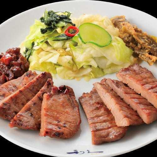 Beef tongue flavor comparison: 2 pieces of each, 4 slices