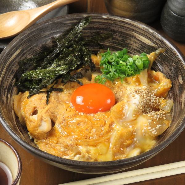 [沙丁魚親子丼] 特色菜。也推薦〆！715日元（含稅）