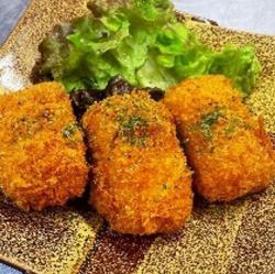 蟹奶油炸肉餅