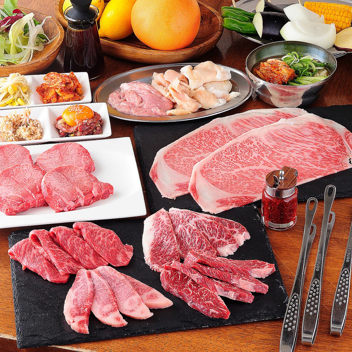 Enjoy authentic charcoal-grilled fresh meat from a butcher shop ♪ Now accepting banquets!
