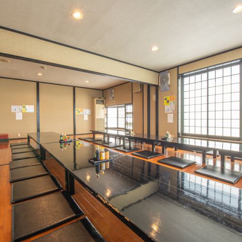 You can also rent out the tatami room.It can be used by 12 to 20 people.