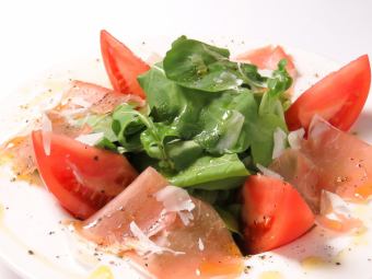 Prosciutto and arugula salad