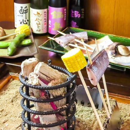 ≪肉眼可見的眾多菜餚≫ 圍爐套餐 共10道菜 8,800日圓（含稅）