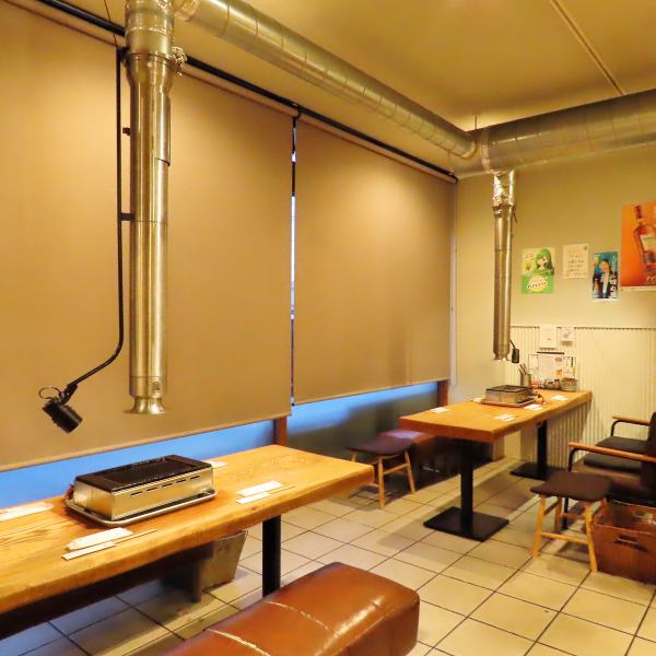 暖かみのある店内は3～4人のグループにオススメです。ここは友人同士の飲み会や女子会などの特別な日にぴったり！雰囲気も良く、居心地も抜群です！おしゃべりに花が咲くこと間違いなし。ゆったりとくつろげる空間で、心地よい時間を過ごしませんか？美味しいお肉と一緒に素敵な店で楽しいひとときを過ごしてみてください☆