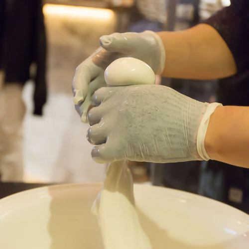 Freshly made mozzarella made in our in-house cheese factory★