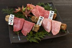 Grilled Kobe beef, 3 kinds (1 serving)