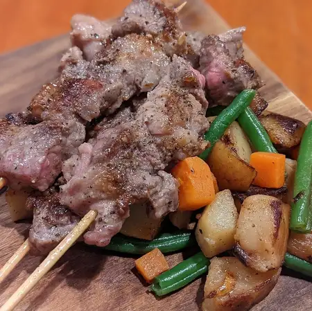 ラムの串焼き 野藤ソテー添え (1本40g)【2本】