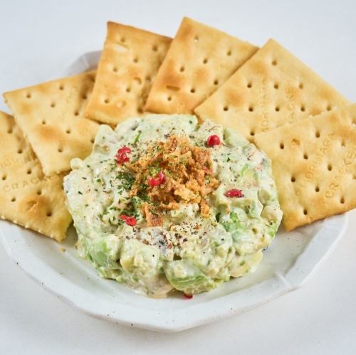 牡蠣とアボカドのタルタル