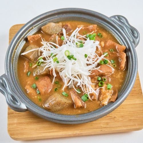 自家製牛もつ煮込み