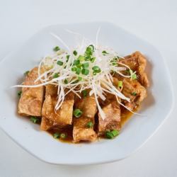 Fried chicken with homemade sauce