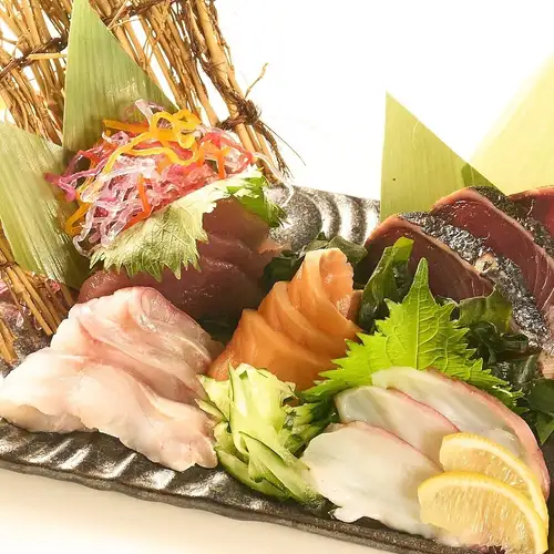 海鮮は、刺身や焼きなど