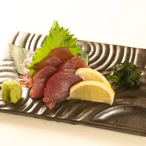 マグロ刺し