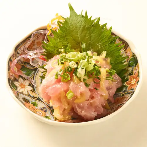 ネギトロたくあんのユッケ