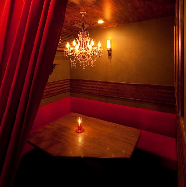 お店の奥にある限定1部屋の個室!六本木ヒルズや東京ミッドタウンを楽しんだあとに是非お越しください♪女子会・誕生日会・大人の合コンでも人気☆