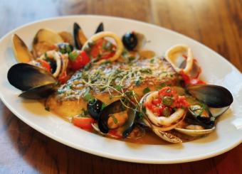 豊洲市場直送 本日の鮮魚~アクアパッツァ~