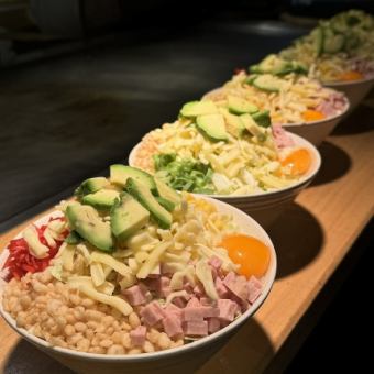 期間限定！お得な[忘年会コース]やむやむ人気9品+2.5時間飲み放題付き税込5000円