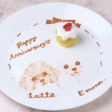 愛犬の似顔絵も描きます！特製バースデープレート