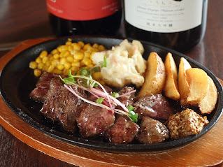 肉がメインの宴会コース３時間飲み放題付