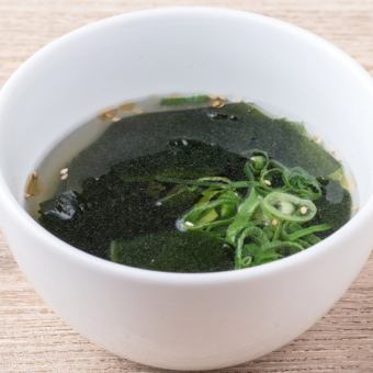 わかめスープ
